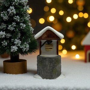 Dept 56 Winter Village Accessory - Well - Heritage Village Loose Figurine 1980s